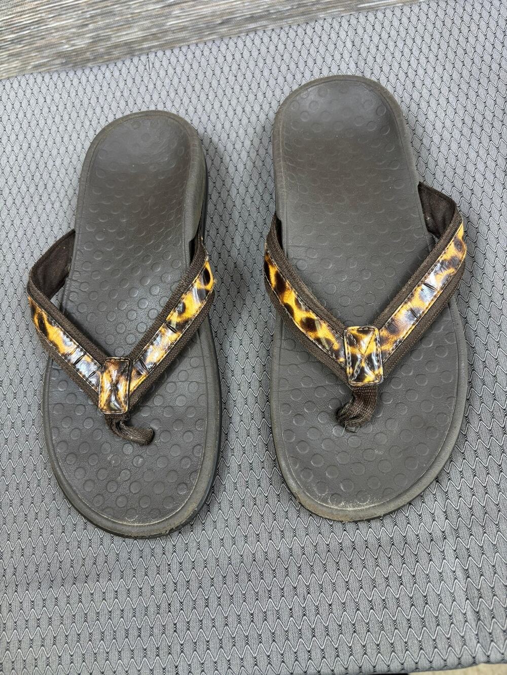 Vionic Sandals Shoes Womens Size 8 Brown Leopard Flip Flop Arch Support Comfort